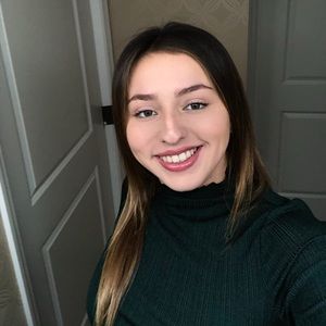 Meet your Posher, Giselle